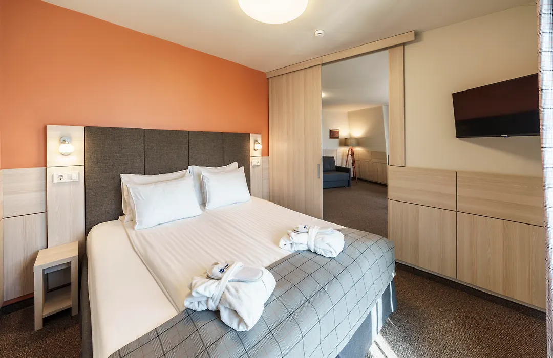 Wellton Riga Hotel & Spa-1